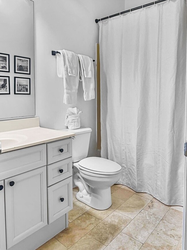 Building Photo - 50% off first months rent.  Fully furnished condo in Rosemary Beach!