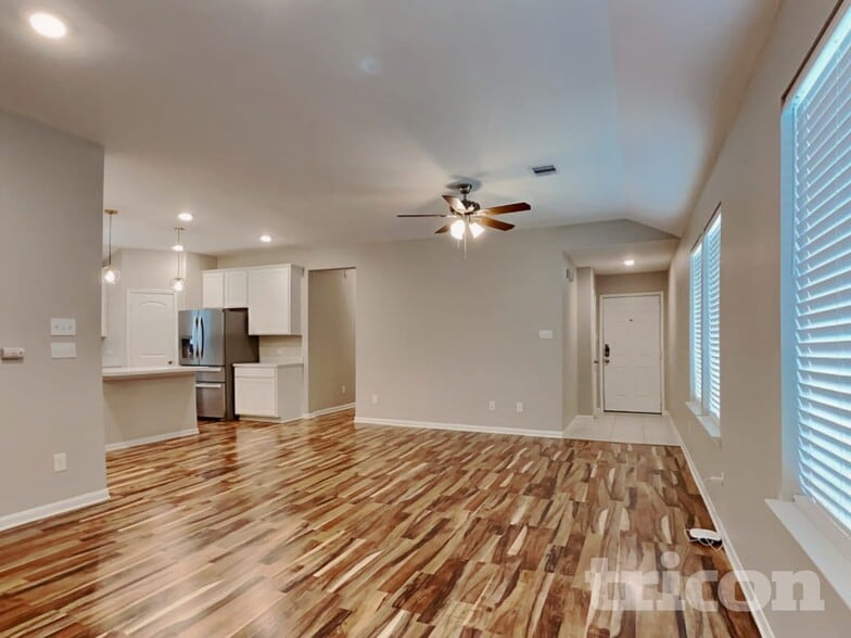 Building Photo - 6902 Scarlet Sagebrush St