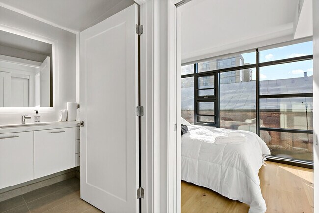 Building Photo - 1841 7th St NW