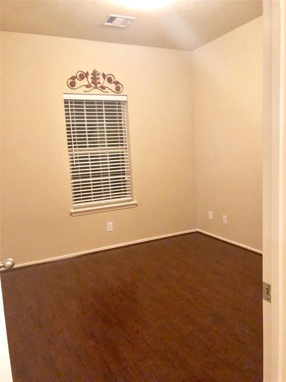 Building Photo - 6118 Sierra Springs Ln