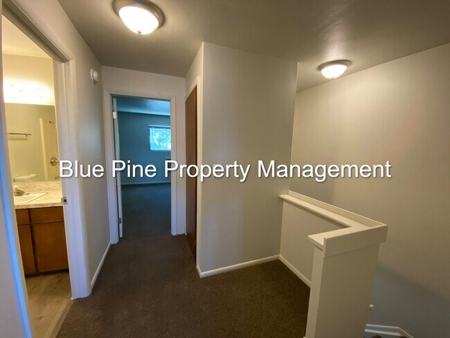 Building Photo - 1445 S Emerson Ave