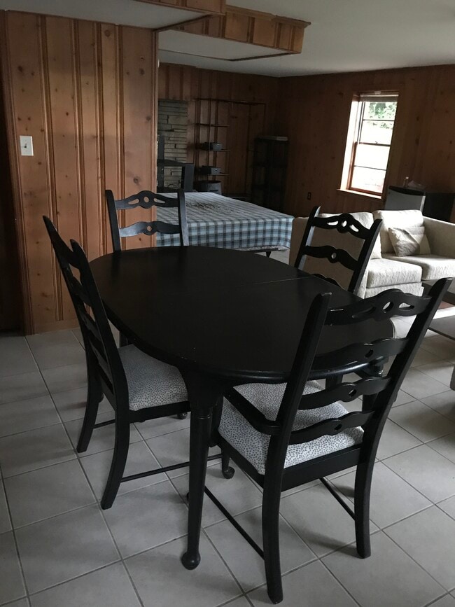 Building Photo - 2735 Peeler Rd