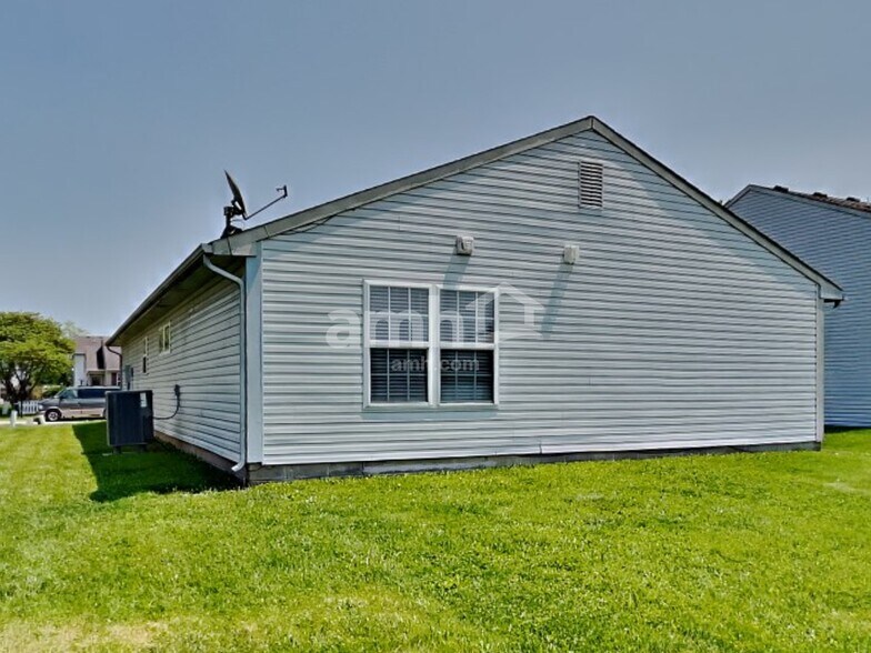 Building Photo - 358 Bent Stream Ln