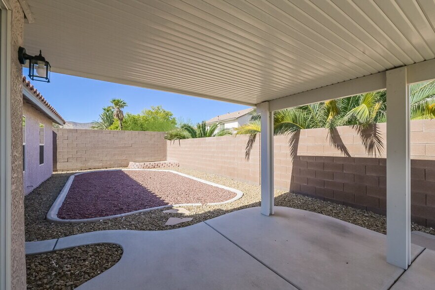 Building Photo - 176 Sandhill Crane Ave