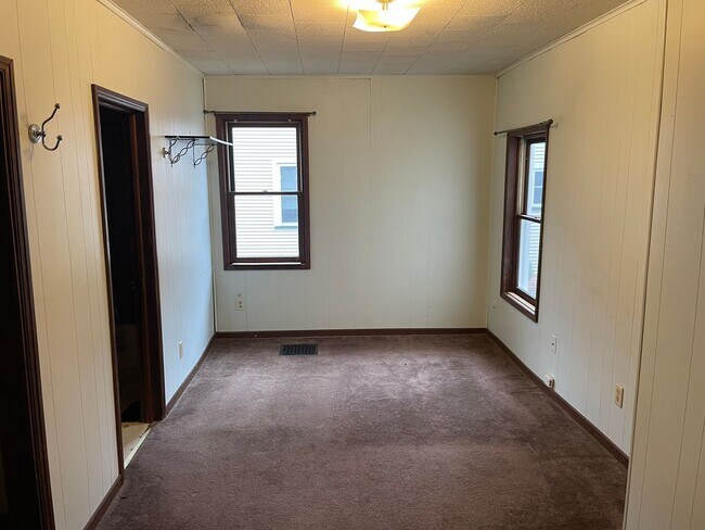 Building Photo - 19 Franklin St