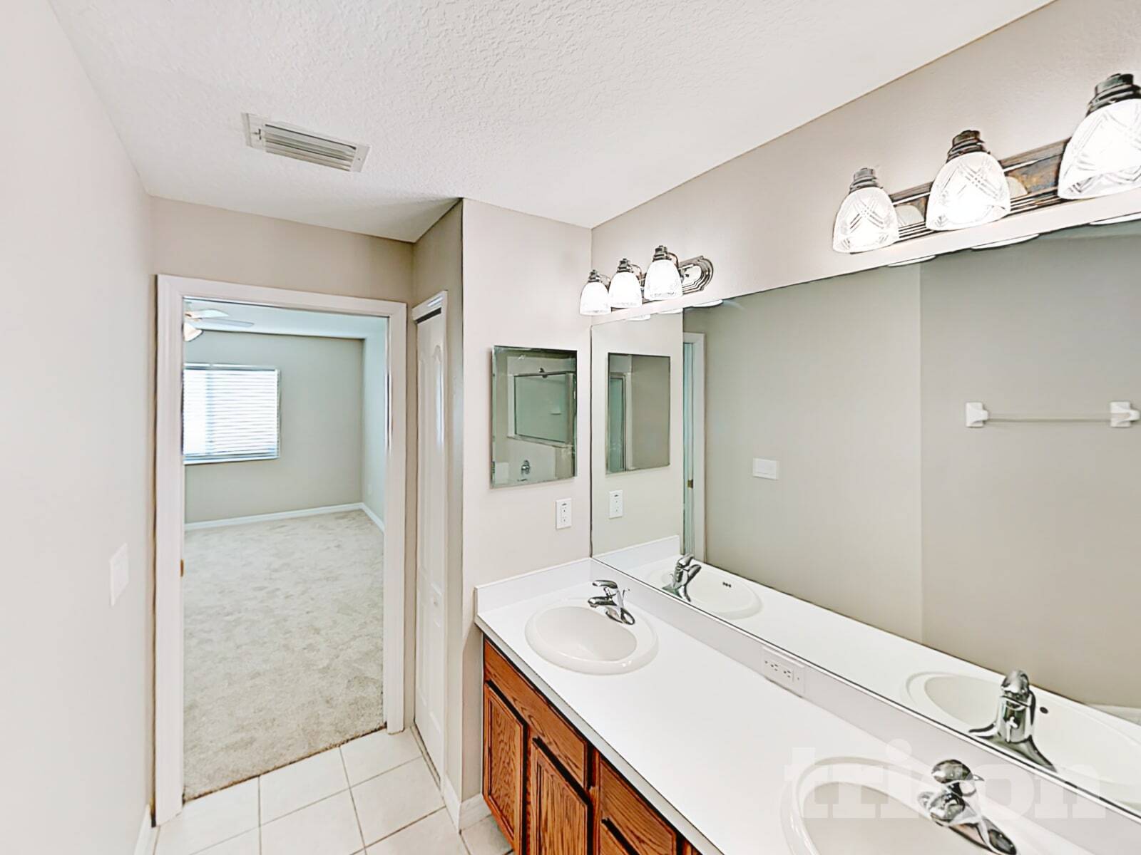 Building Photo - 2841 Butterfly Landing Dr