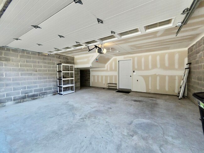 Building Photo - 25 Jacob's Landing Way