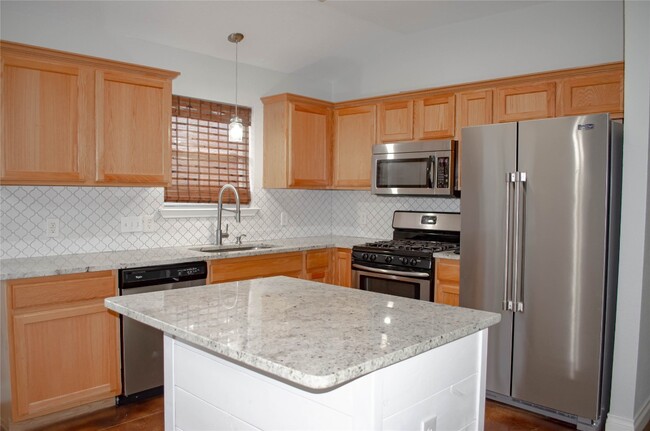 Building Photo - 14508 Mowsbury Dr
