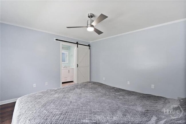 Building Photo - 314 Elm St