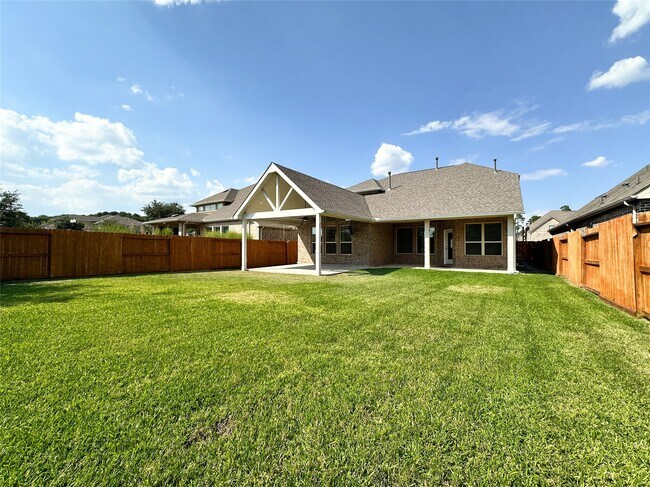 Building Photo - 6715 Chicoma St