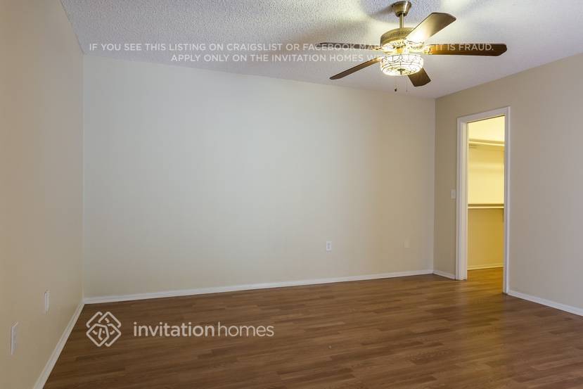 Building Photo - 11860 NW 29th Pl