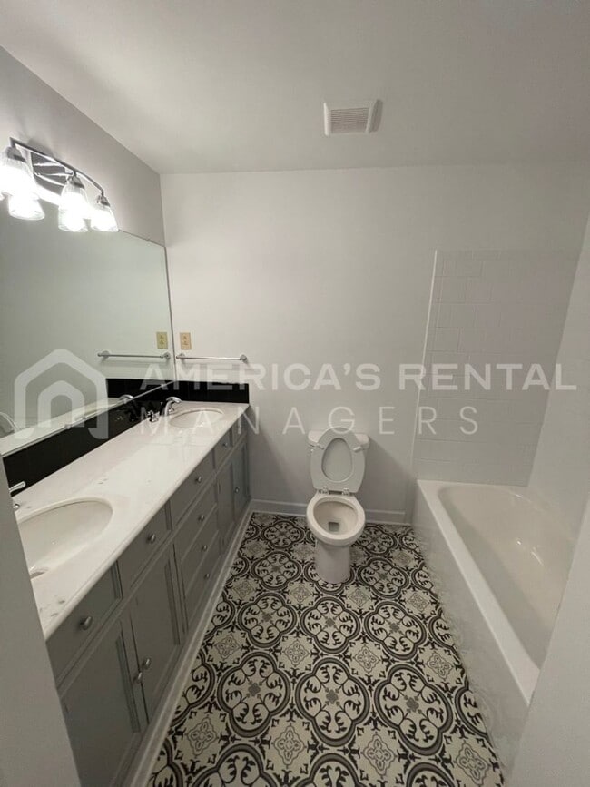 Building Photo - Great Home for Rent in Tuscaloosa, AL! AVAILABLE TO VIEW WITH 48HR NOTICE!!!