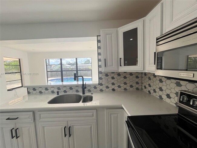 Building Photo - 6370 Atlanta St