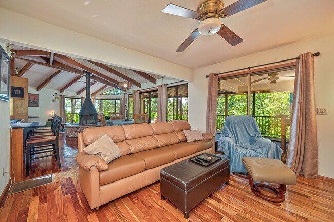 Building Photo - 16832 Alice Way