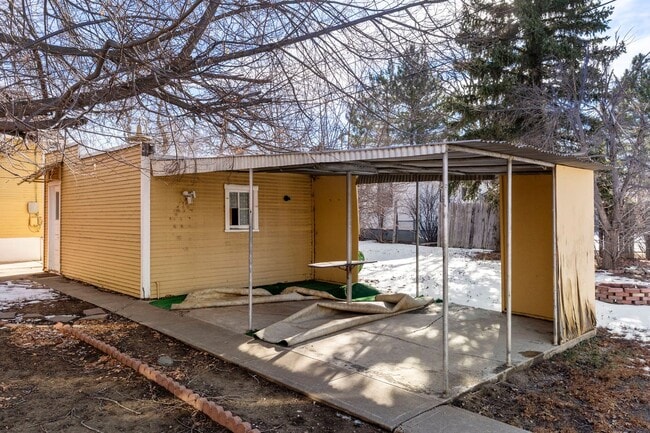 Building Photo - 2255 S Gilpin St