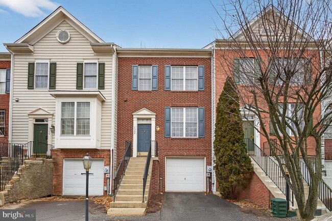 Building Photo - 7568 Great Swan Ct