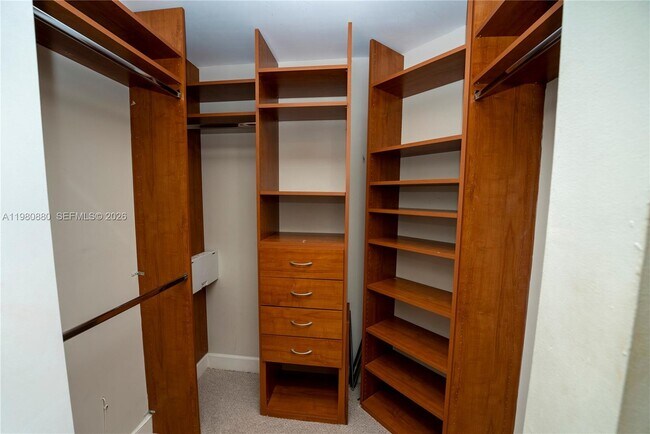 Building Photo - 1300 Ponce de Leon Blvd