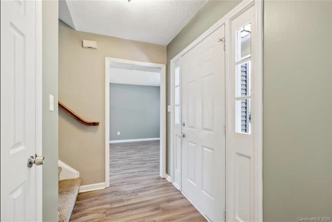 Building Photo - 11610 Charnwood Ct