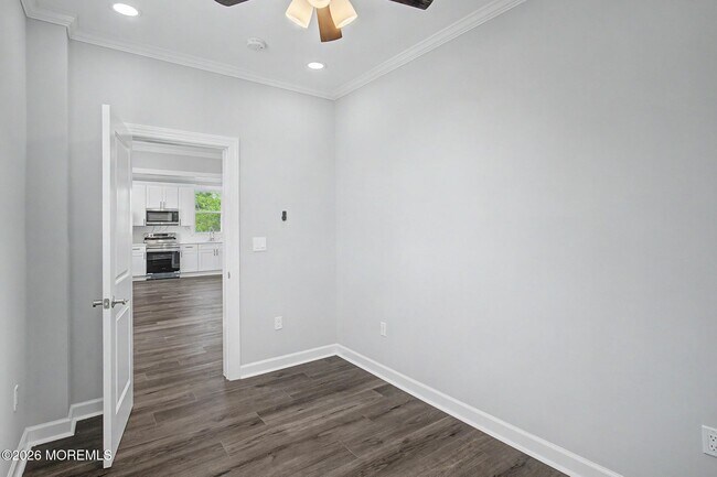 Building Photo - 605 NJ-35