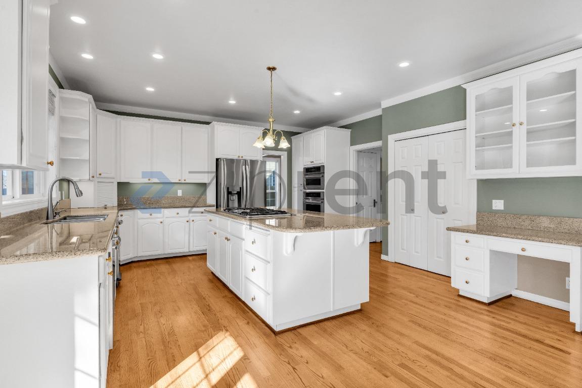 Building Photo - 17615 SE 35th St