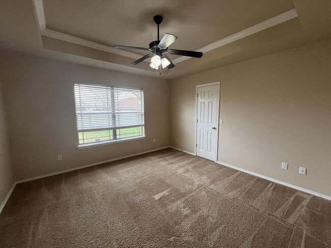 Building Photo - 4205 Cambridge Dr