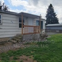 Building Photo - 38 Corliss Ln