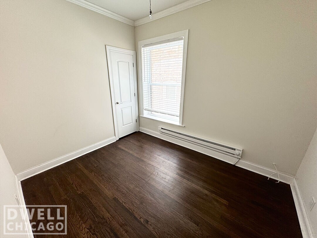 Building Photo - 920 Judson Ave