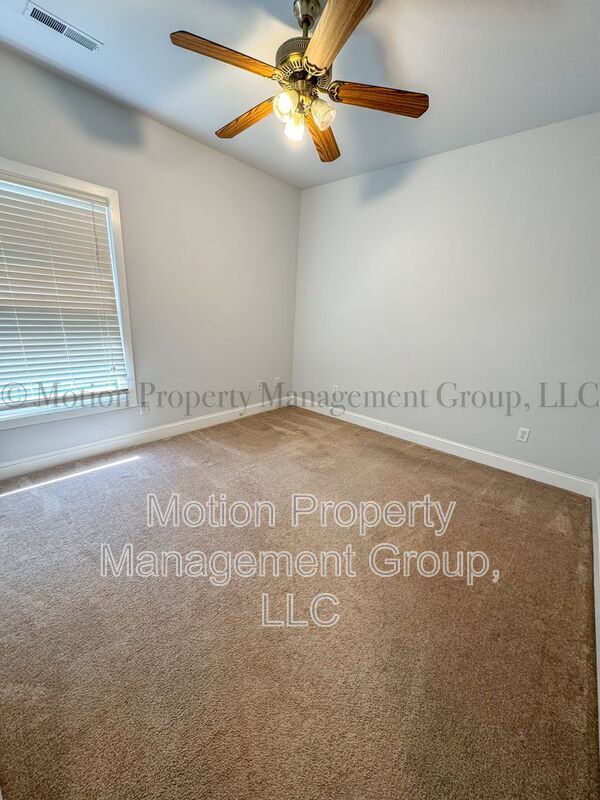 Building Photo - 6920 Northside Dr