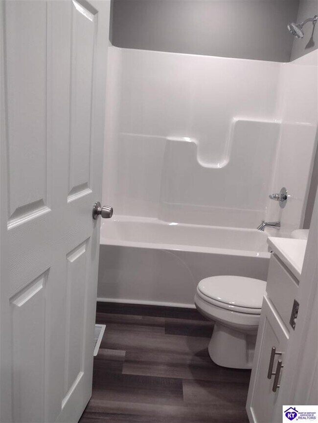 Building Photo - 265 Palmetto Loop