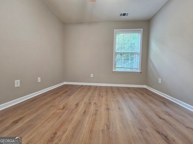 Building Photo - 6162 Deluna Way