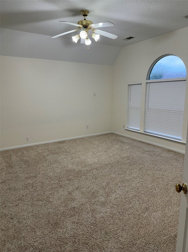 Building Photo - 16655 Broadoak Grove Ln