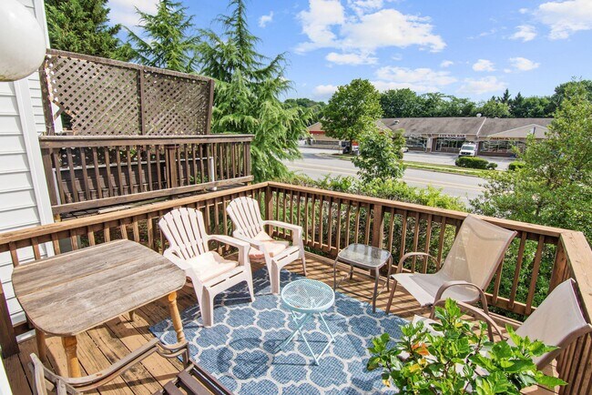 Building Photo - 29 Harbour Heights Dr