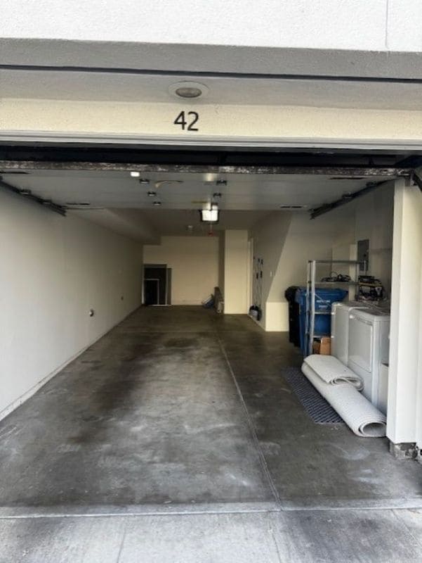 Building Photo - 42 Iron Horse Ln