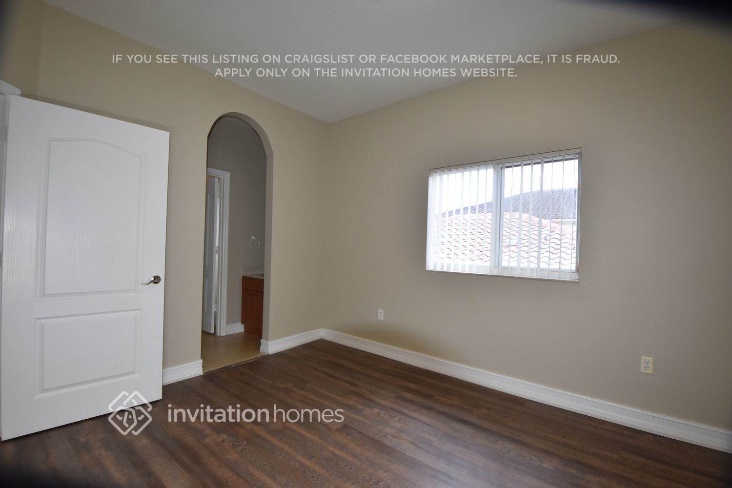 Building Photo - 15533 SW 13th Terrace