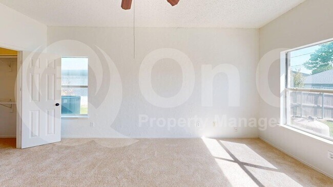 Building Photo - 6717 Smallwood Dr