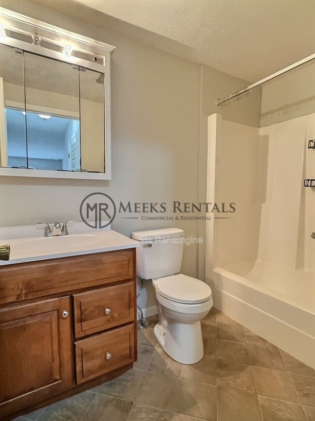 Building Photo - 4 Dalton Way