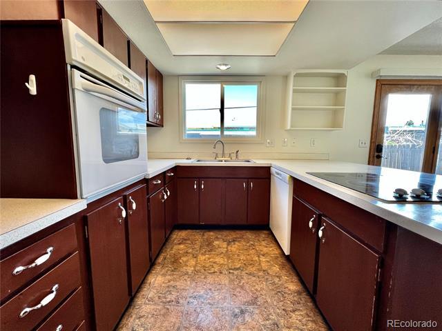 Building Photo - 9032 E Lehigh Ave