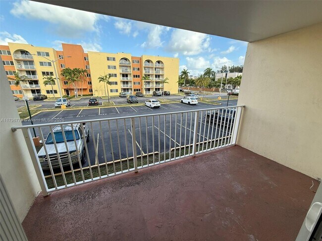 Building Photo - 6970 NW 186th St
