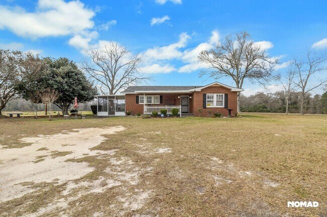 Building Photo - Charming 2BR House in Cordele
