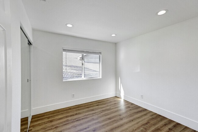 Building Photo - Beautiful 4-Bed, 2.5-Bath Home in Moreno Valley Ranch