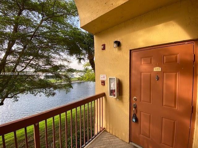 Building Photo - 7630 Westwood Dr