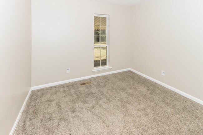 Building Photo - 113 Jacobs Ln