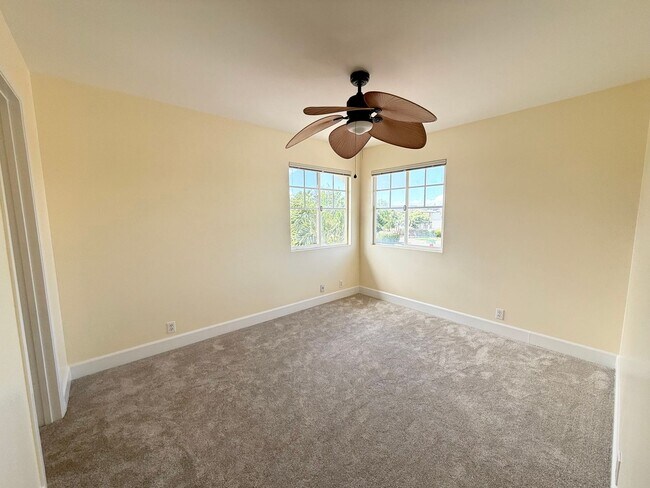 Building Photo - Spacious 4BR Home in Ewa by Gentry – Elect...