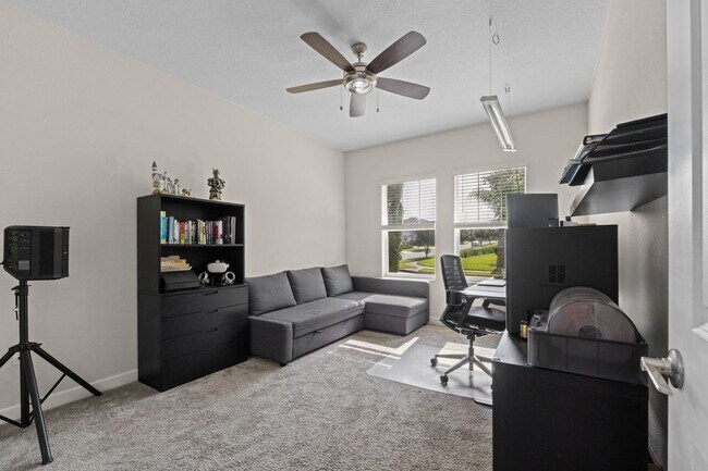 Building Photo - 14807 Winter Stay Dr