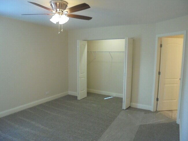 Building Photo - 1534 St Andrews Cir