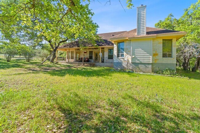 Building Photo - 10221 David Moore Dr