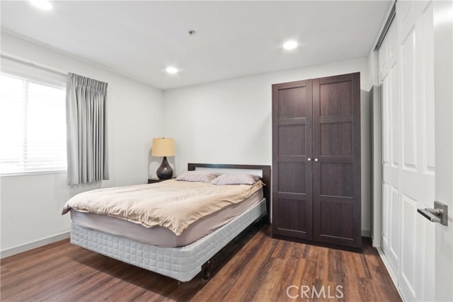 Building Photo - 112 N Primrose Ave