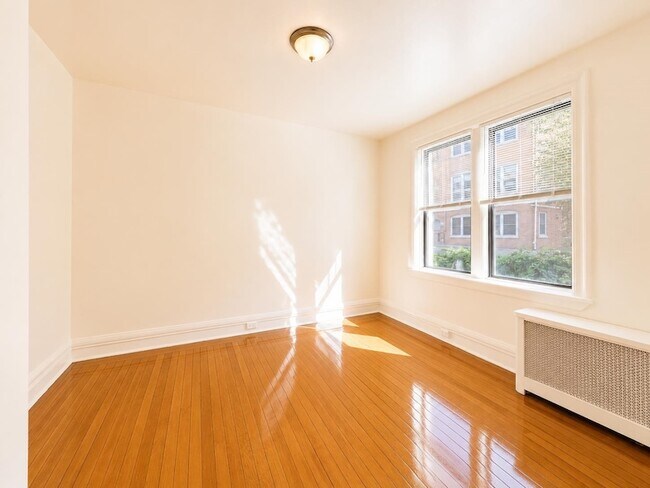 Building Photo - 429 Fairmount Ave