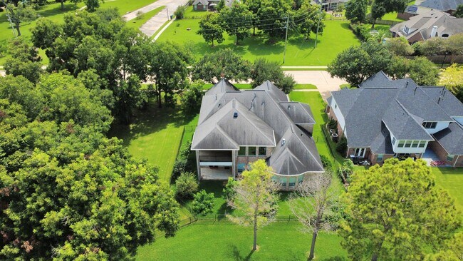 Building Photo - 3727 Lakeridge Canyon Dr