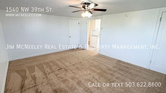 Building Photo - 1540 NW 39th St